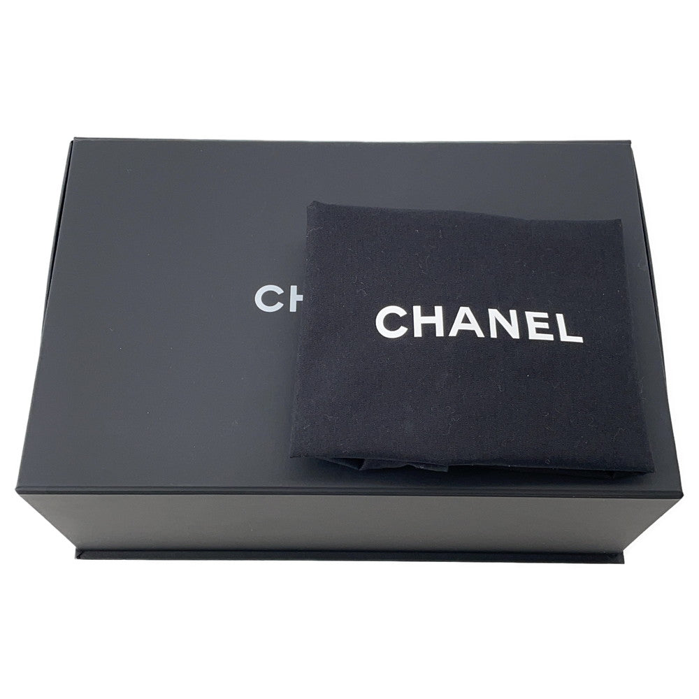 CHANEL Mini Matelasse ChainShoulder White/BlackA69900 Tweed