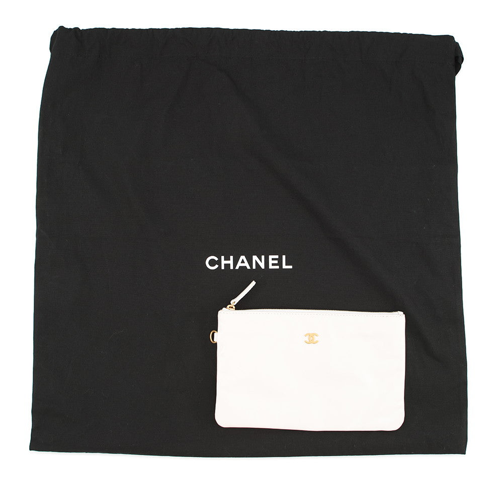 CHANEL CHANEL22 WhiteAS3260 Calf Leather Size Small