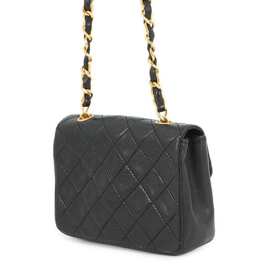 CHANEL Matelasse ChainShoulder Black Lambskin Size Mini mini