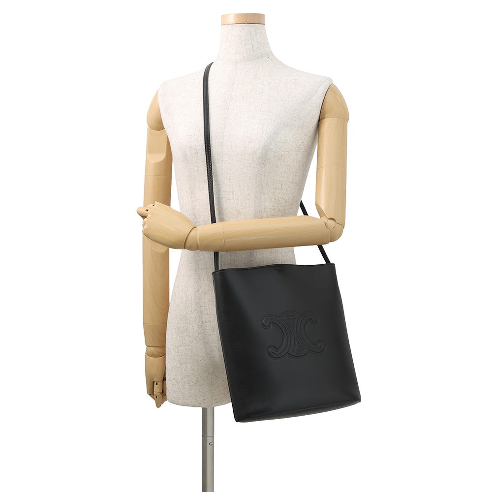 CELINE Triomphe bucket bag Black118293 Calf Leather Size Small