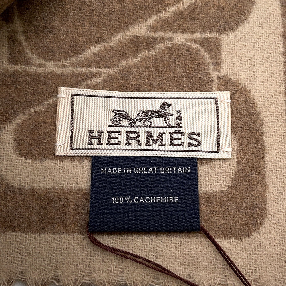 HERMES Cashmere Scarf "Clic-se-nue" Marron Grasset/Craie Cashmere100%