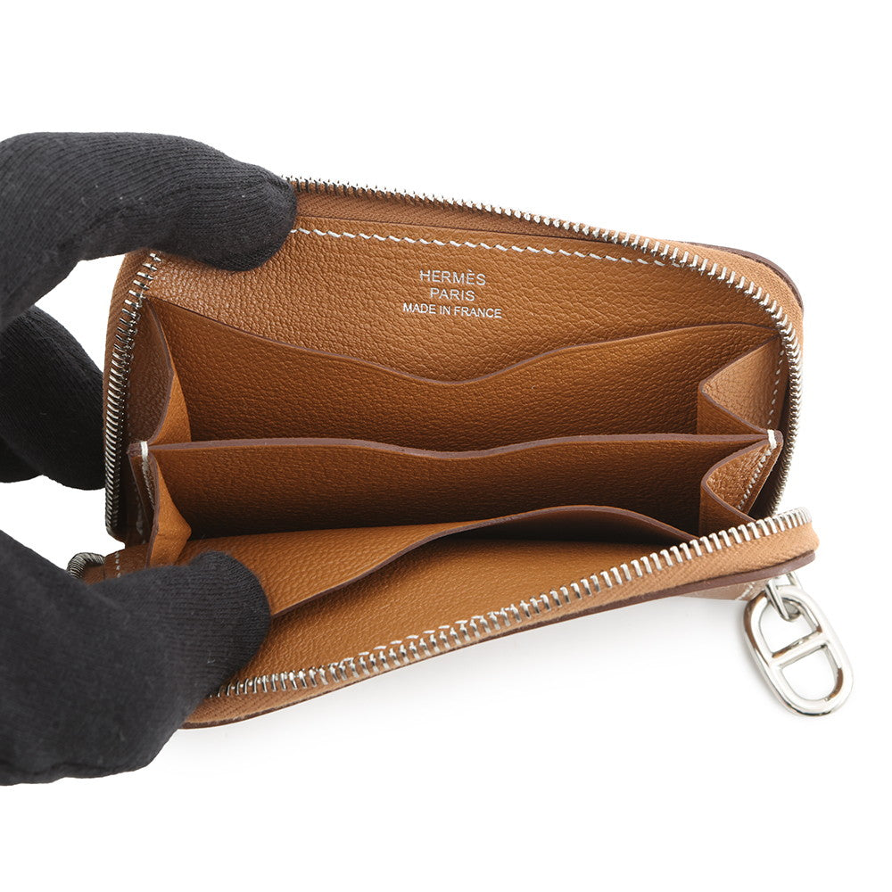 HERMES Zip Ungo Card Case Gold Evercolor