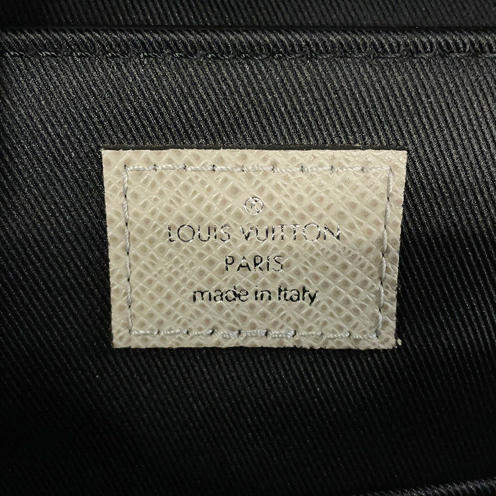 LOUIS VUITTON Roman GrayM32733 Taiga Leather Size PM