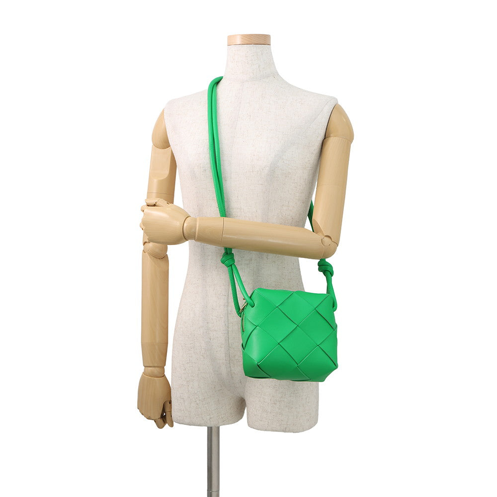Bottega Veneta Maxi INTRECCIATO Cassette Camera Bag Parakeet701915VCQC23722 Lambskin Size Mini
