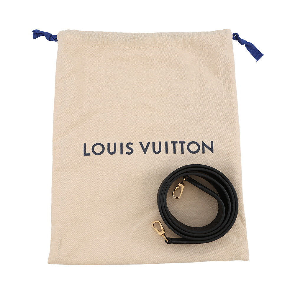 LOUIS VUITTON Capucines NoirM56071 Taurillon Leather Size MINI
