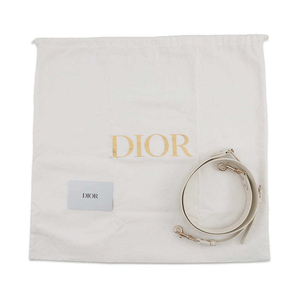 Dior Lady 95.22 lattéM0699OVJX_M030 Calf Leather Size Medium