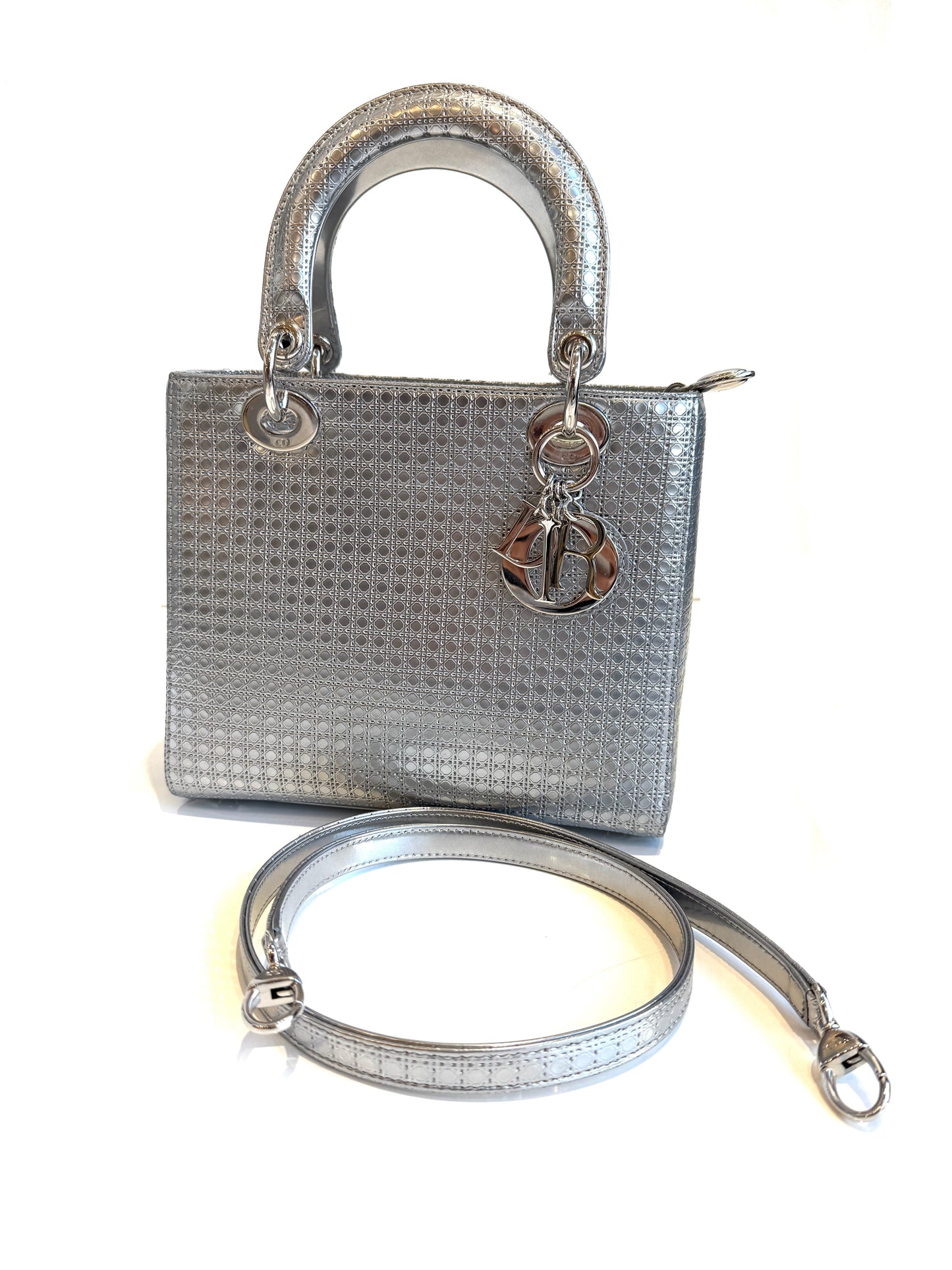 Cannage Lady Dior Medium