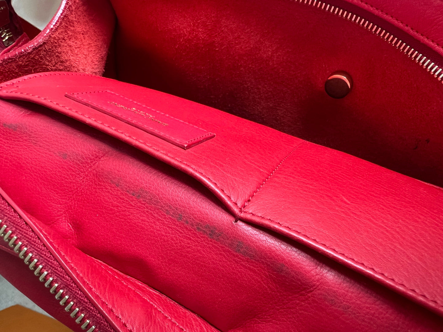 Yves Saint Laurent (YSL) Red Small Cabas Chyc Bag (RRP £1,350)
