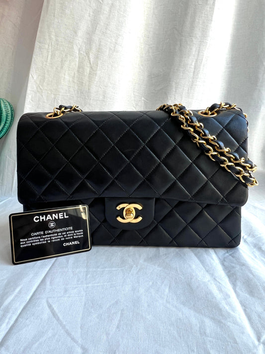 Classic Double Flap Medium