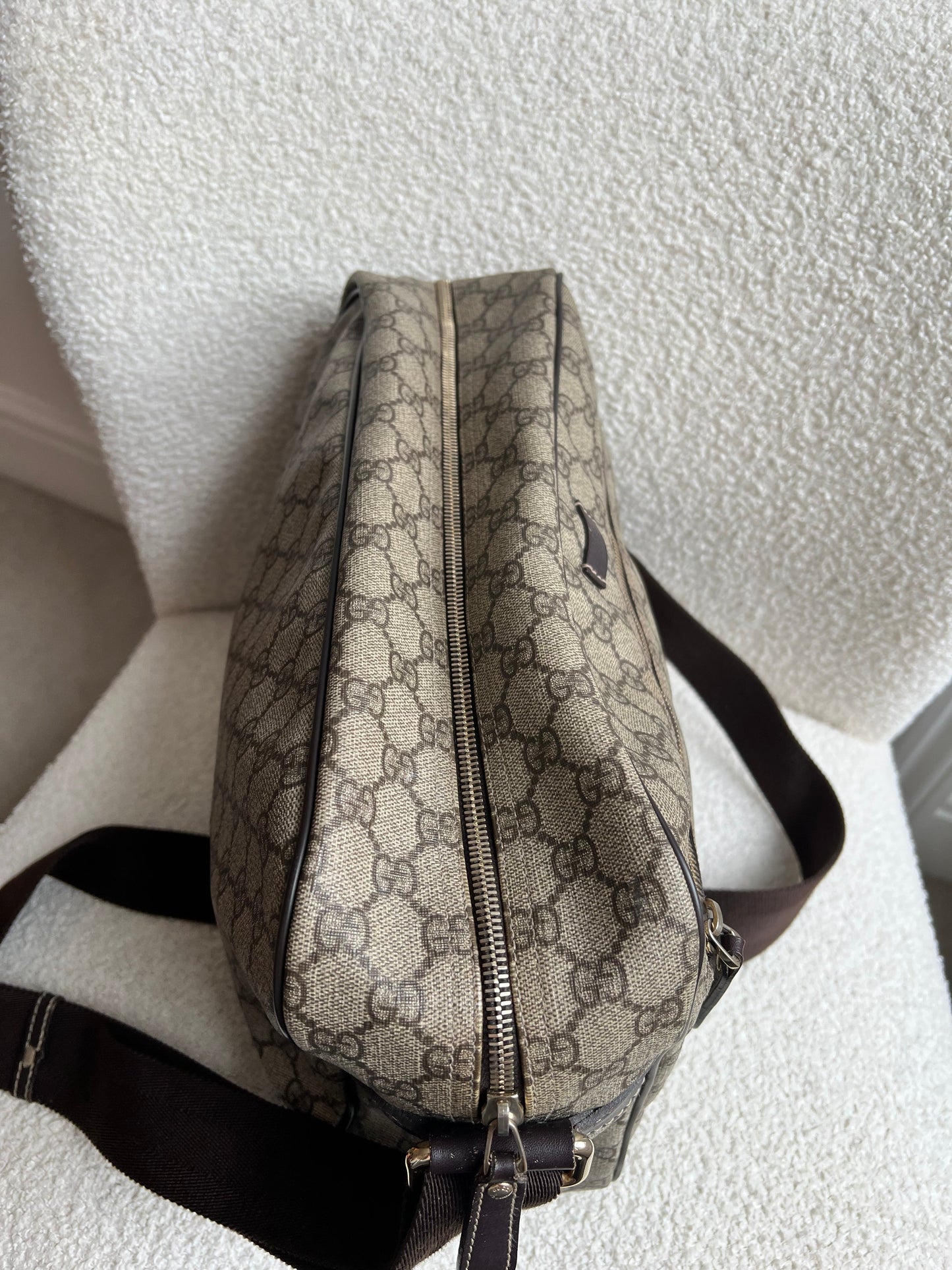 Gucci GG Supreme Canvas Shoulder Bag