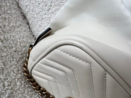Gucci GG White Marmont Mini Shoulder Bag (RRP £1,360)