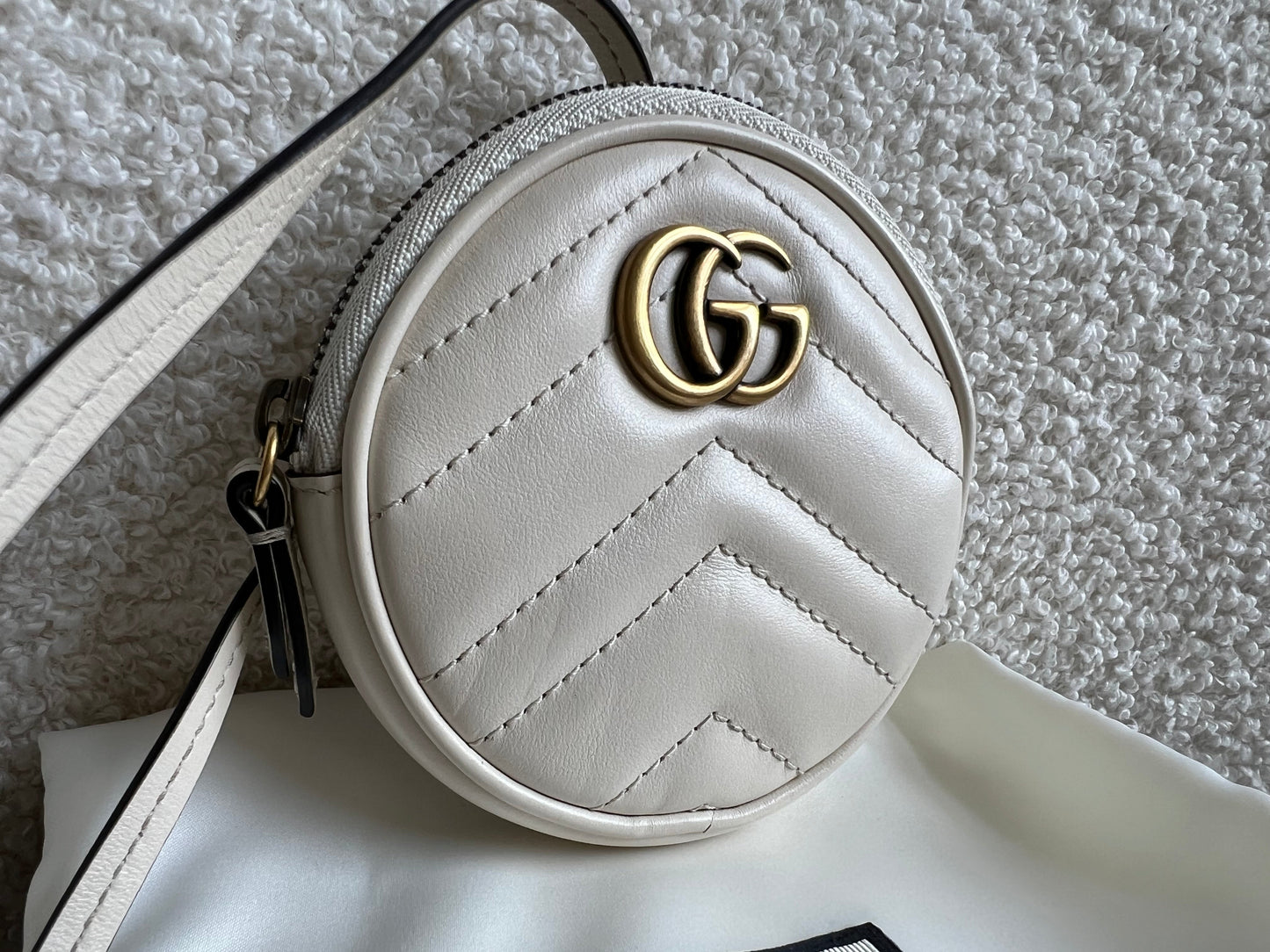 Gucci White GG Marmont Coin Pouch on Strap (RRP £395)