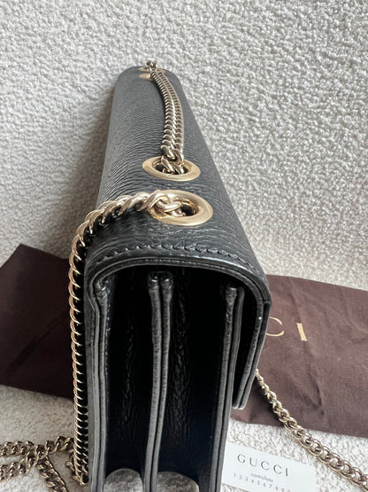 Gucci Interlocking GG Black Medium Shoulder Bag