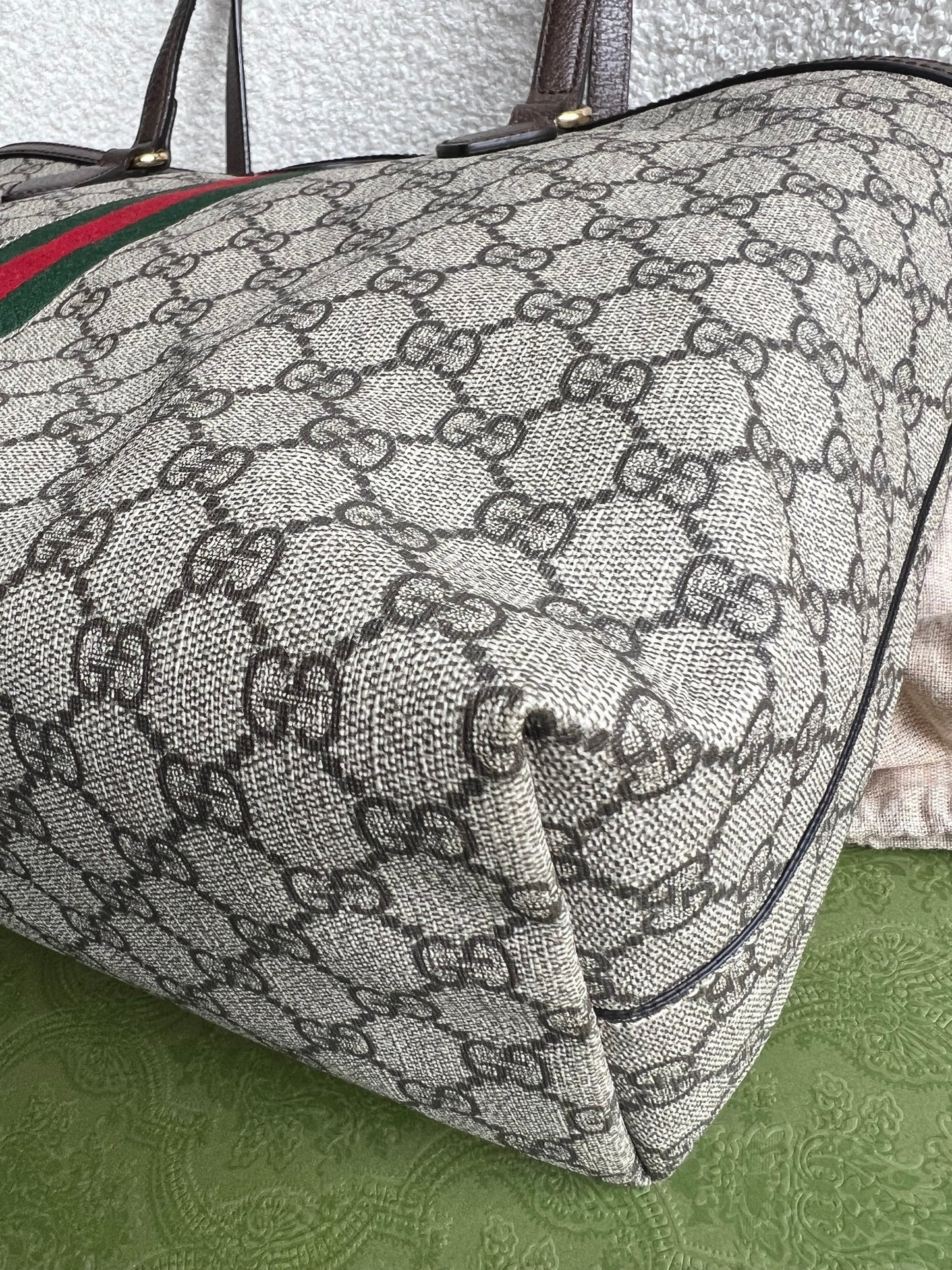 Gucci Ophidia GG Supreme Tote (RRP £1440)