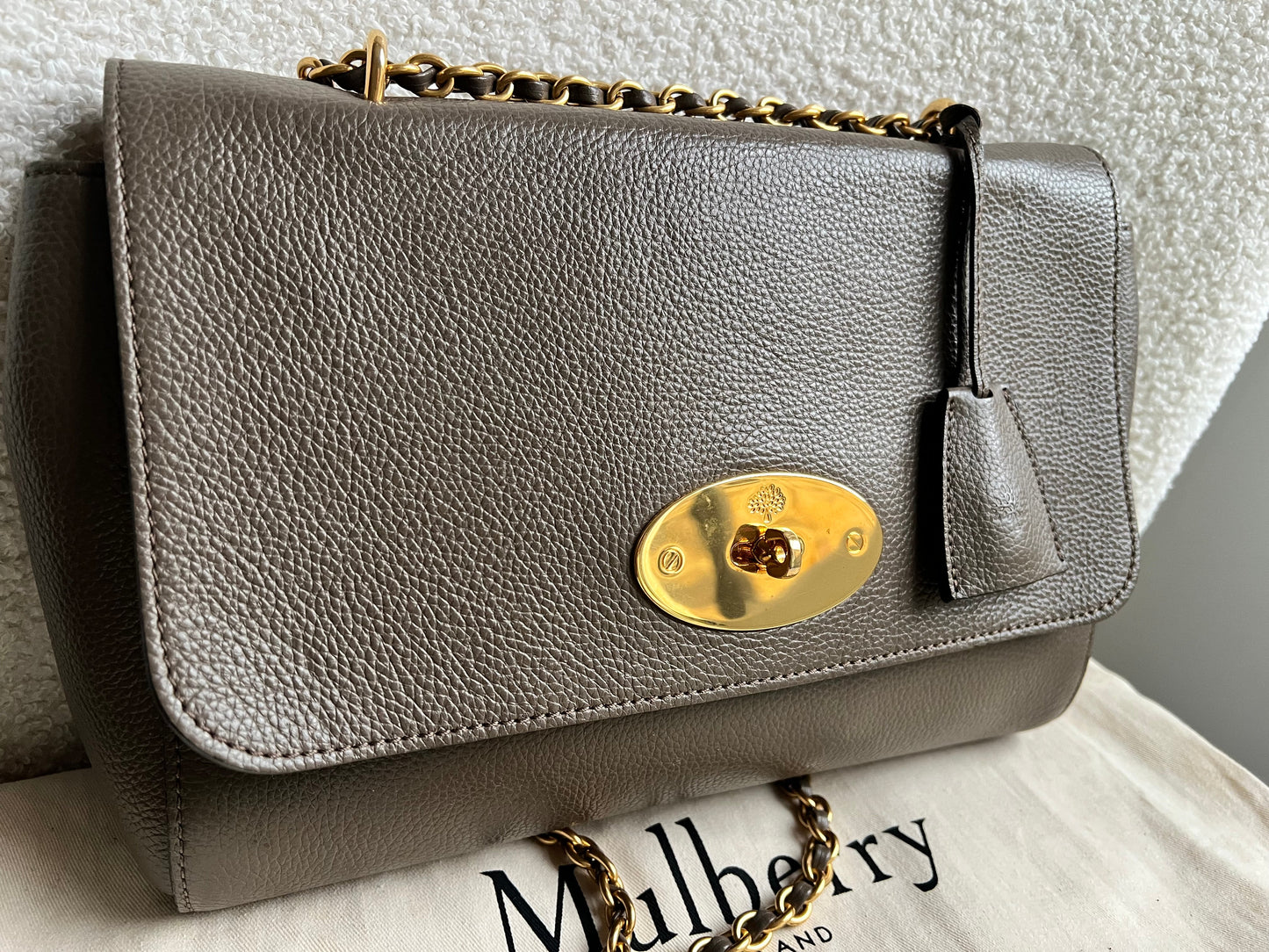 Mulberry Clay Medium Lily with Gold Hardware (RRP £1095)