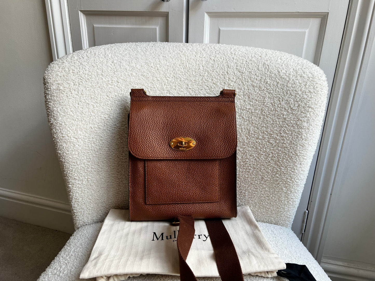 Mulberry Medium Oak Antony (RRP £745)