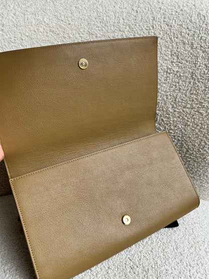 Yves Saint Laurent (YSL) Beige Belle de Jour Clutch
