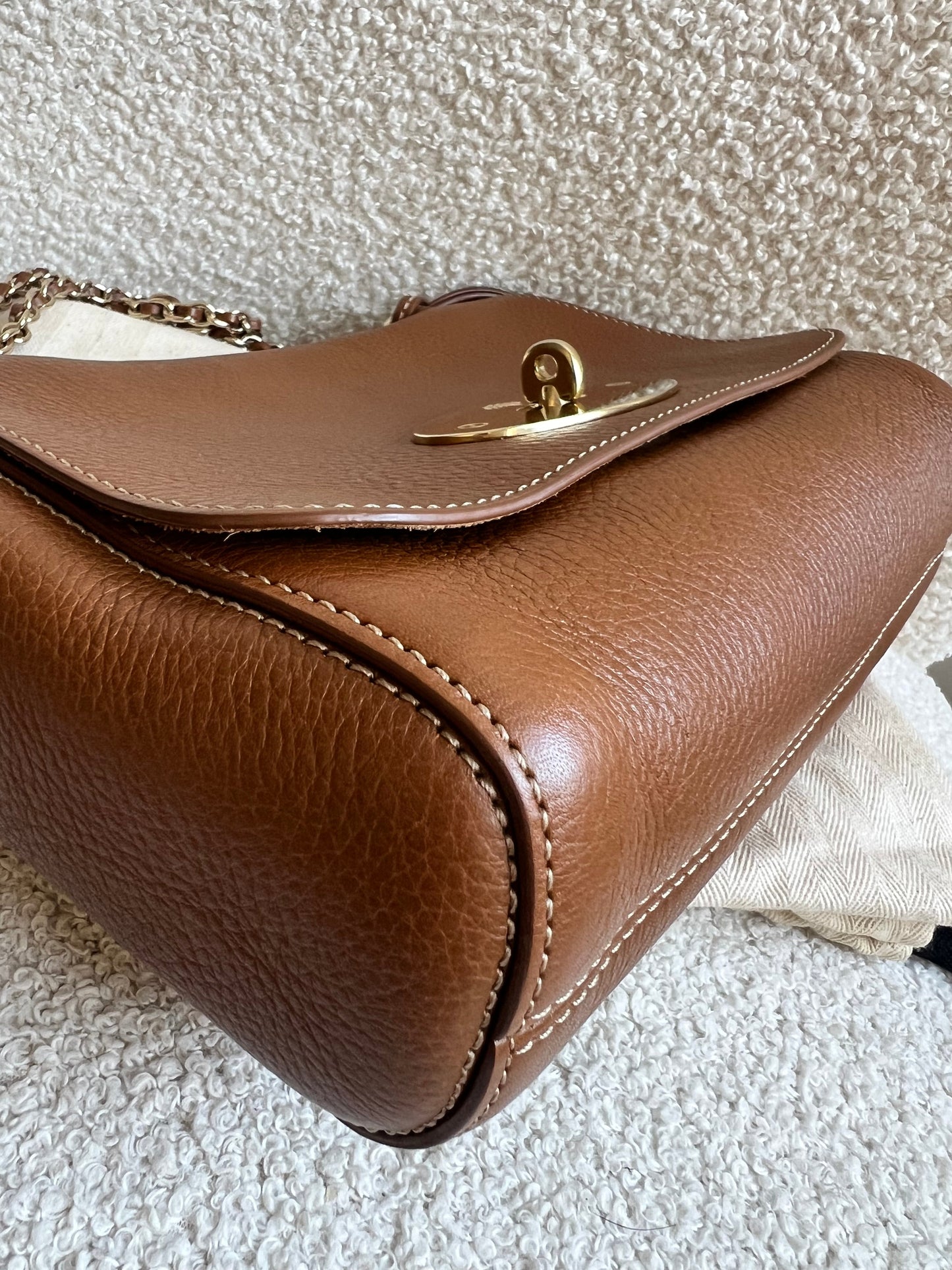 Mulberry Oak Regular Lily with Gold Hardware (RRP £995)