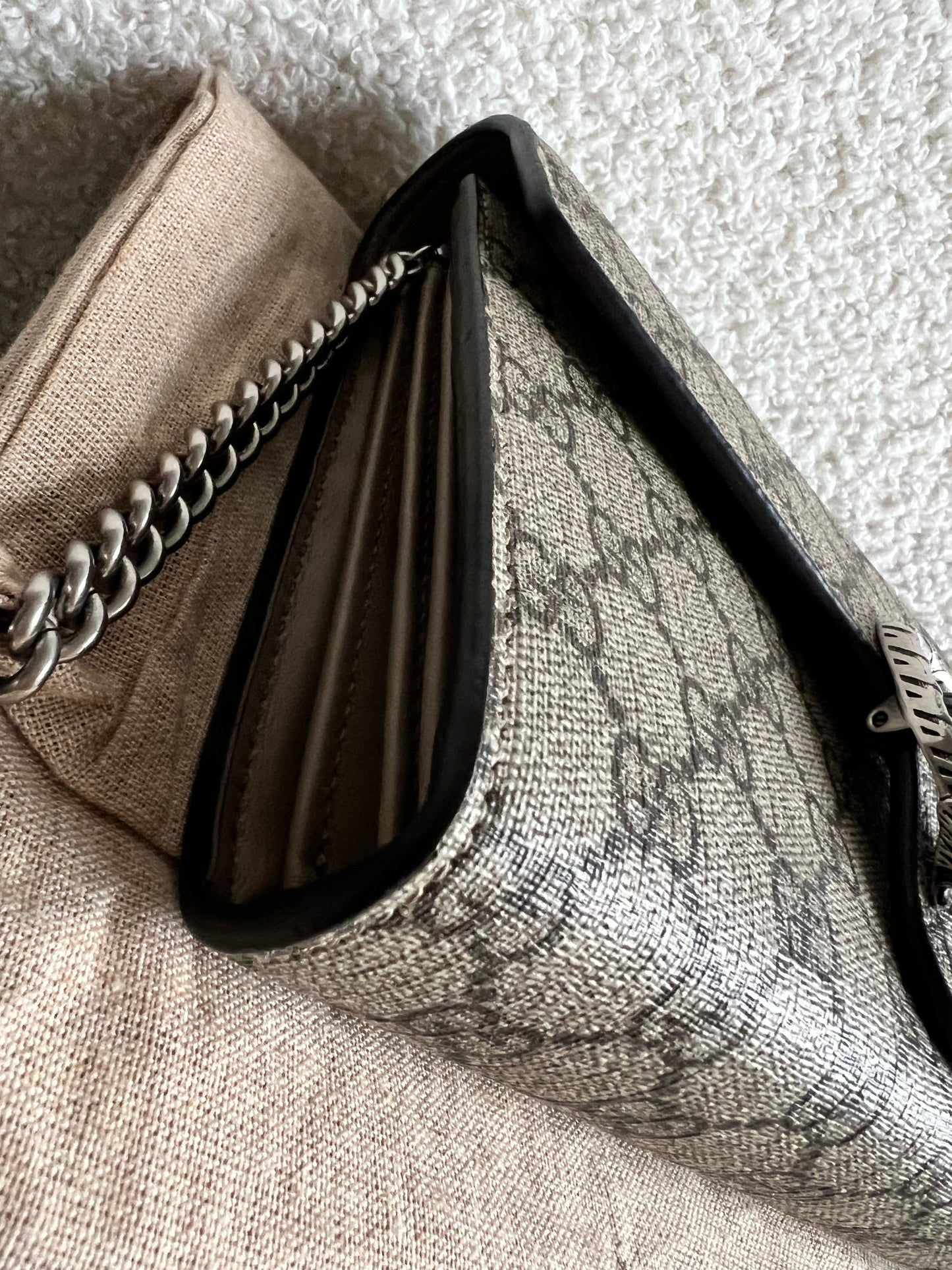 Gucci Dionysus GG Supreme Chain Wallet (RRP £1400)