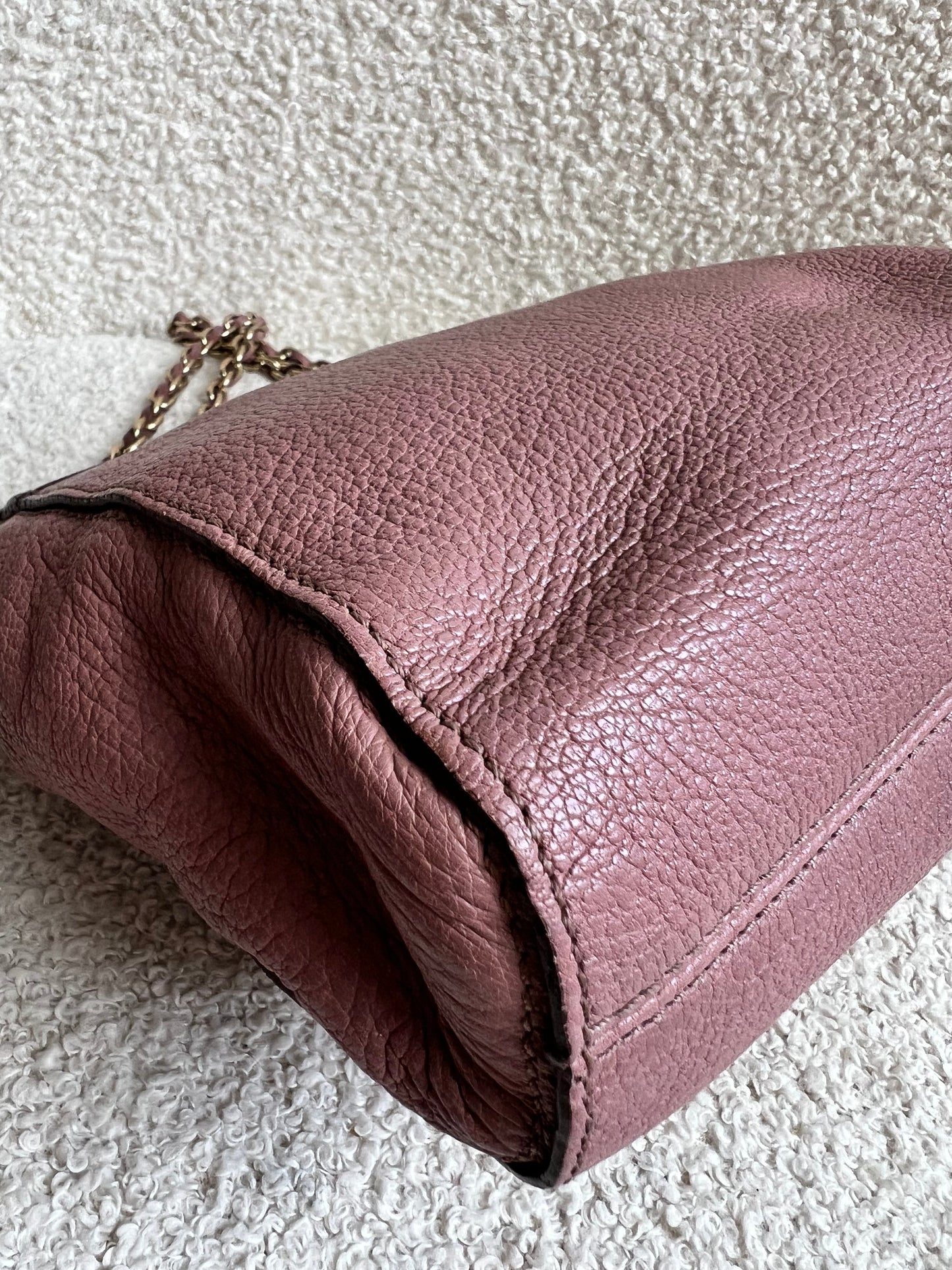 Mulberry Blush Regular Lily with Gold Hardware