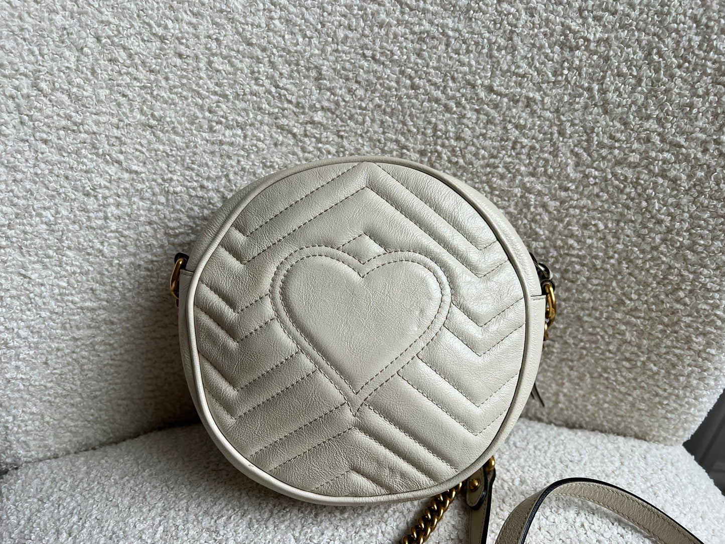 Gucci GG Round White Marmont Small Shoulder Bag (RRP £1,090)