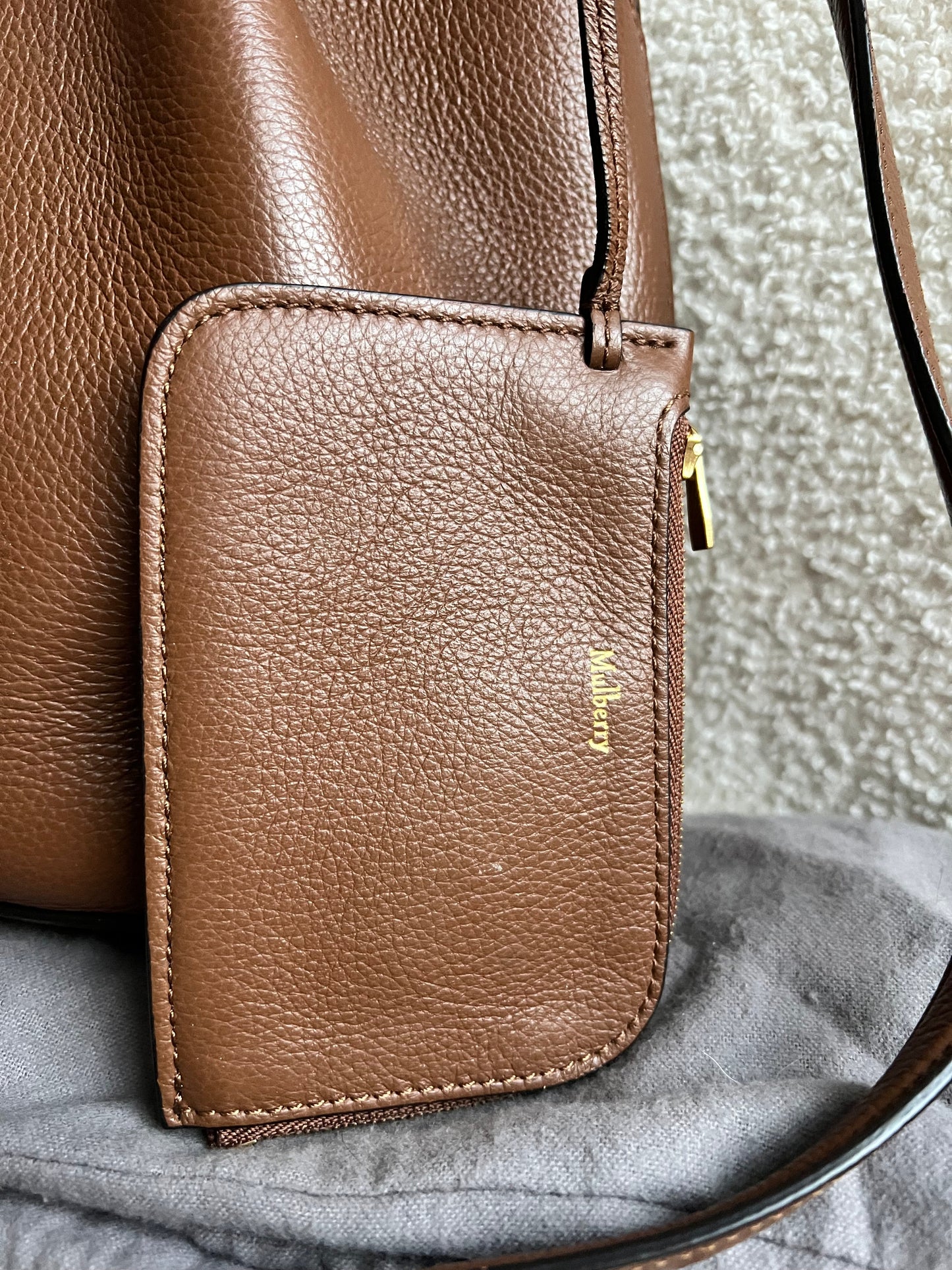 Mulberry Oak Abbey Bucket Bag (RRP £695)