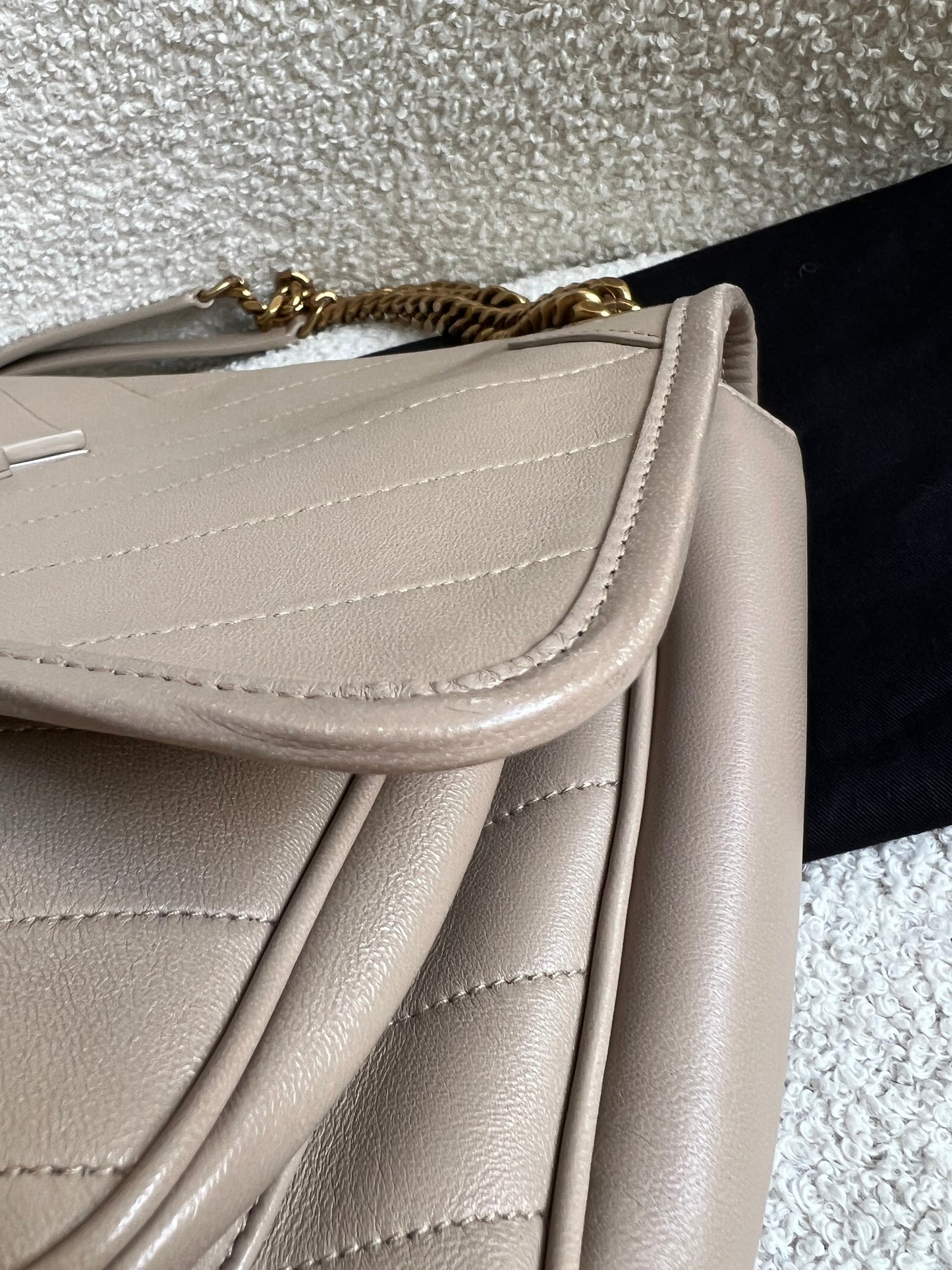 Yves Saint Laurent (YSL) Beige Medium Niki Chain Bag (RRP £2500)