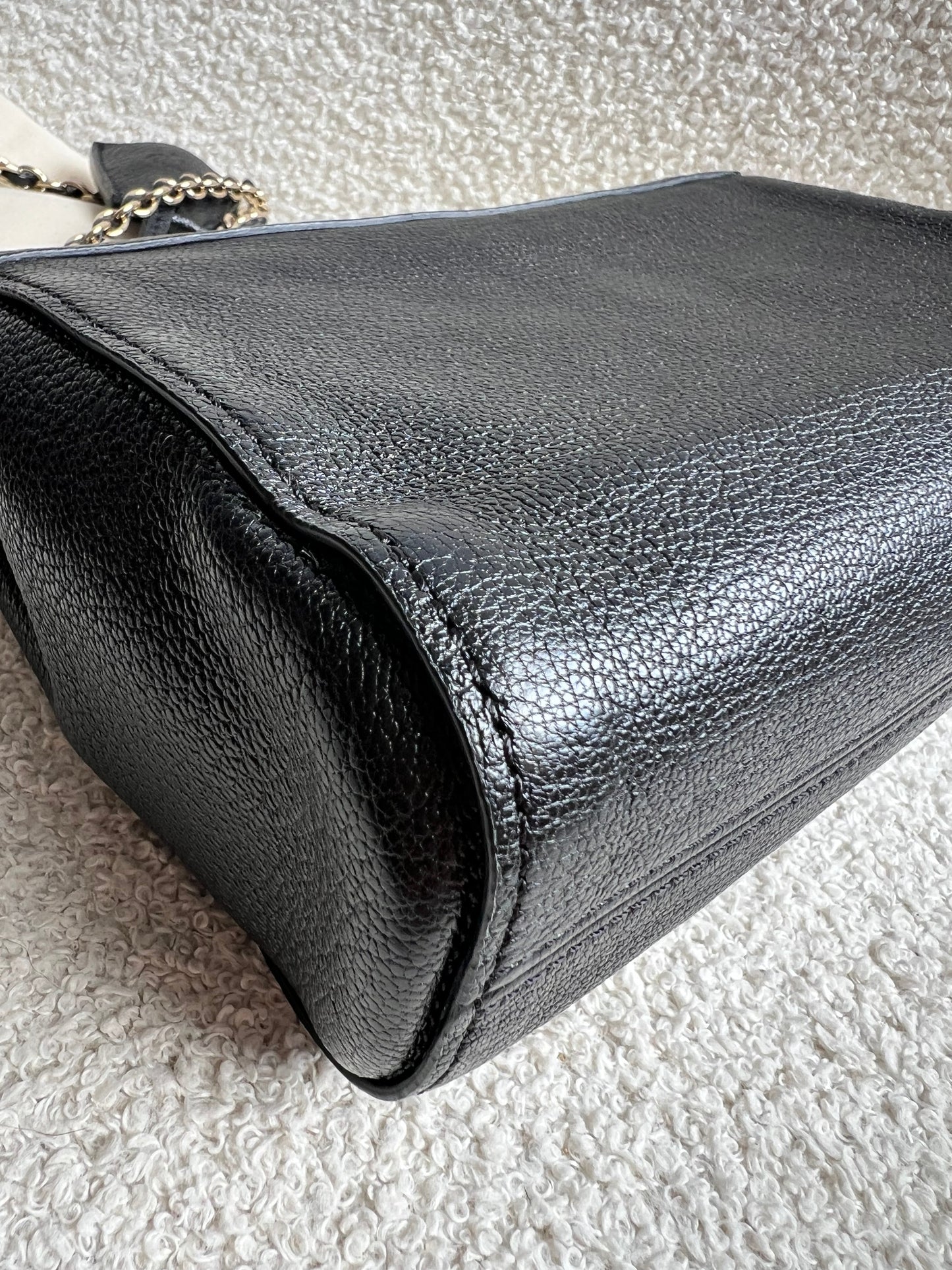 Mulberry Black Regular Lily with Gold Hardware (RRP £995)