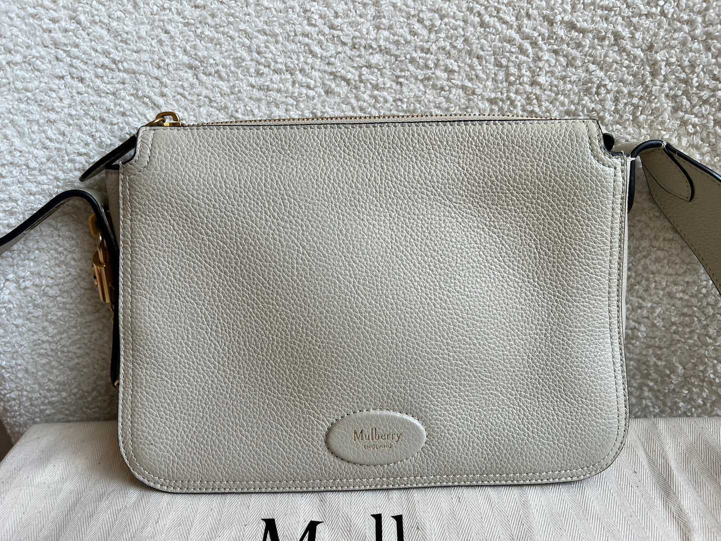 Mulberry Billie in Chalk Small Classic Grain (RRP £895)