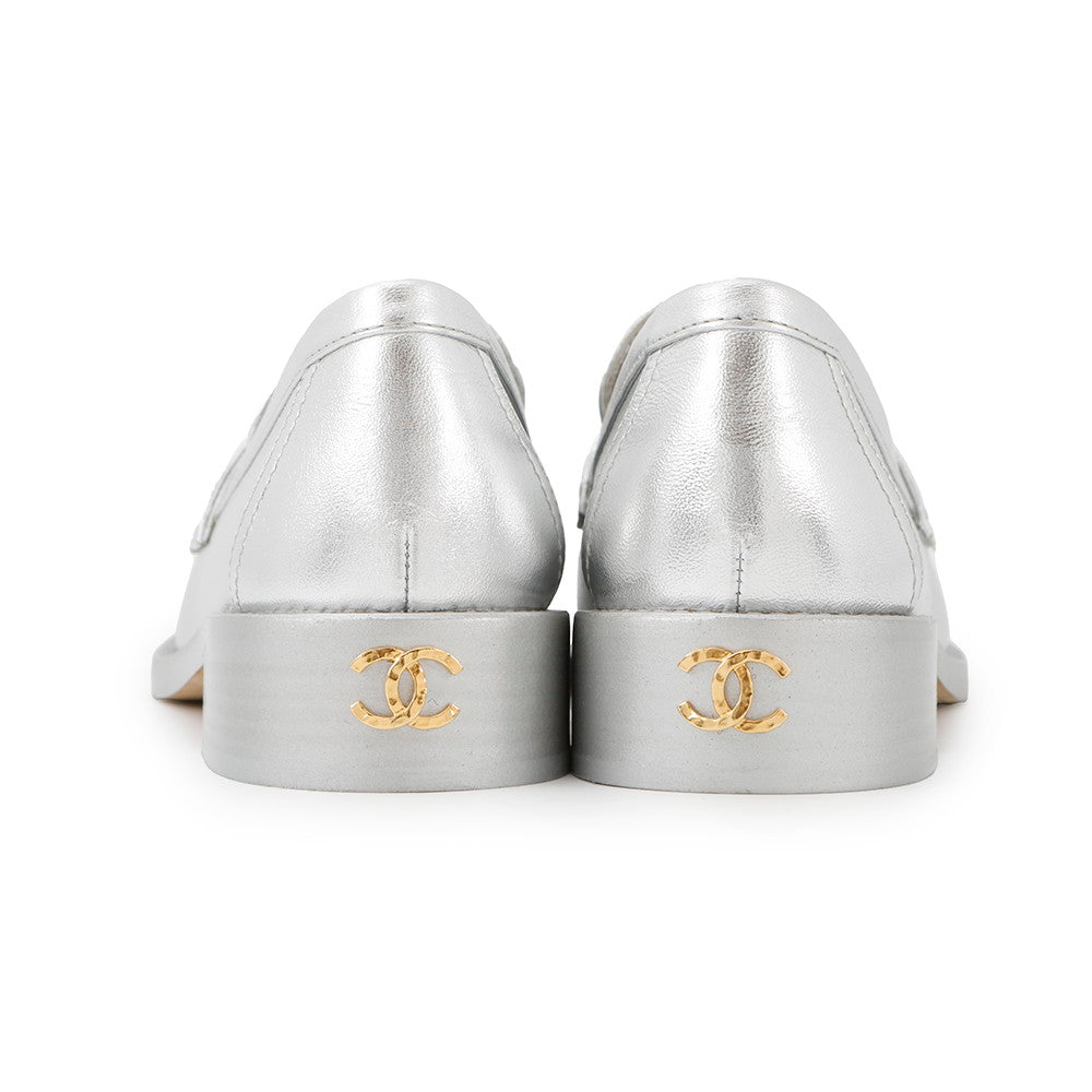 CHANEL CC logo loafers SilverG45663 Leather Size 37C