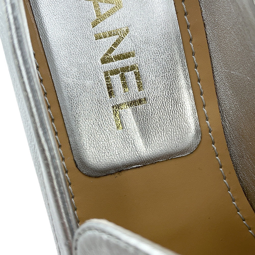 CHANEL CC logo loafers SilverG45663 Leather Size 37C
