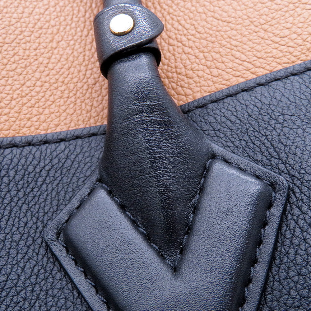 LOUIS VUITTON On My Side NoirM53823 Monogram Calf Leather Size MM