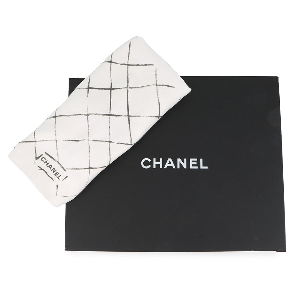 CHANEL Matelasse ChainShoulder Bag BeigeA58600 Caviar Leather Size 30