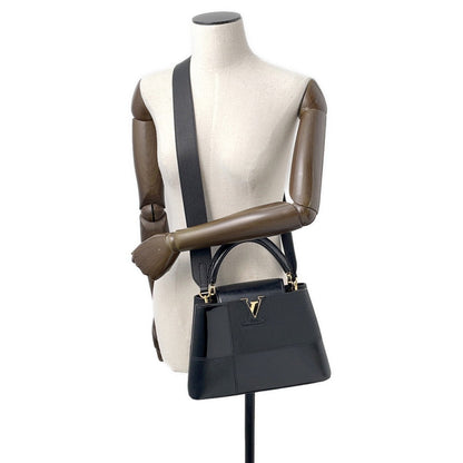 LOUIS VUITTON Capucines NoirM59269 Enamel Leather Size BB