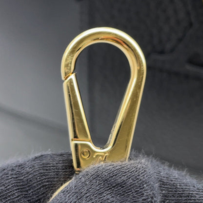 LOUIS VUITTON Capucines NoirM59269 Enamel Leather Size BB