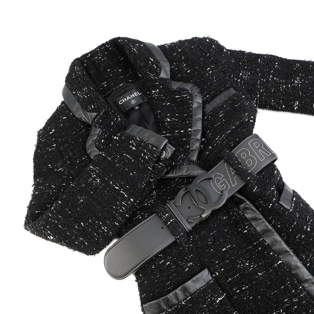 CHANEL Tweed Coat Size 38 BlackP57222 Acryl35% Polyester23% Nylon20% Cotton11% Wool 8% Rayon3% Leather