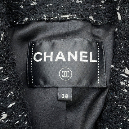 CHANEL Tweed Coat Size 38 BlackP57222 Acryl35% Polyester23% Nylon20% Cotton11% Wool 8% Rayon3% Leather
