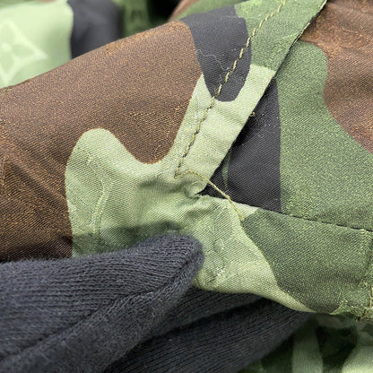 LOUIS VUITTON Camo Windbreaker Monogram Nylon Parka Size 56 GreenHJB08W Nylon100%