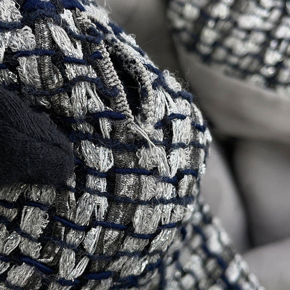 CHANEL Collarless Tweed Jacket Size 36 Gray/Navy/SilverP60886 Viscose 47% Polyamide 30% Cotton 16% Polyester 5% Metal Polyester 2%