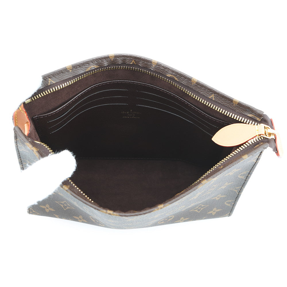 LOUIS VUITTON Toiletry Pouch on Chain BrownM81412 Monogram