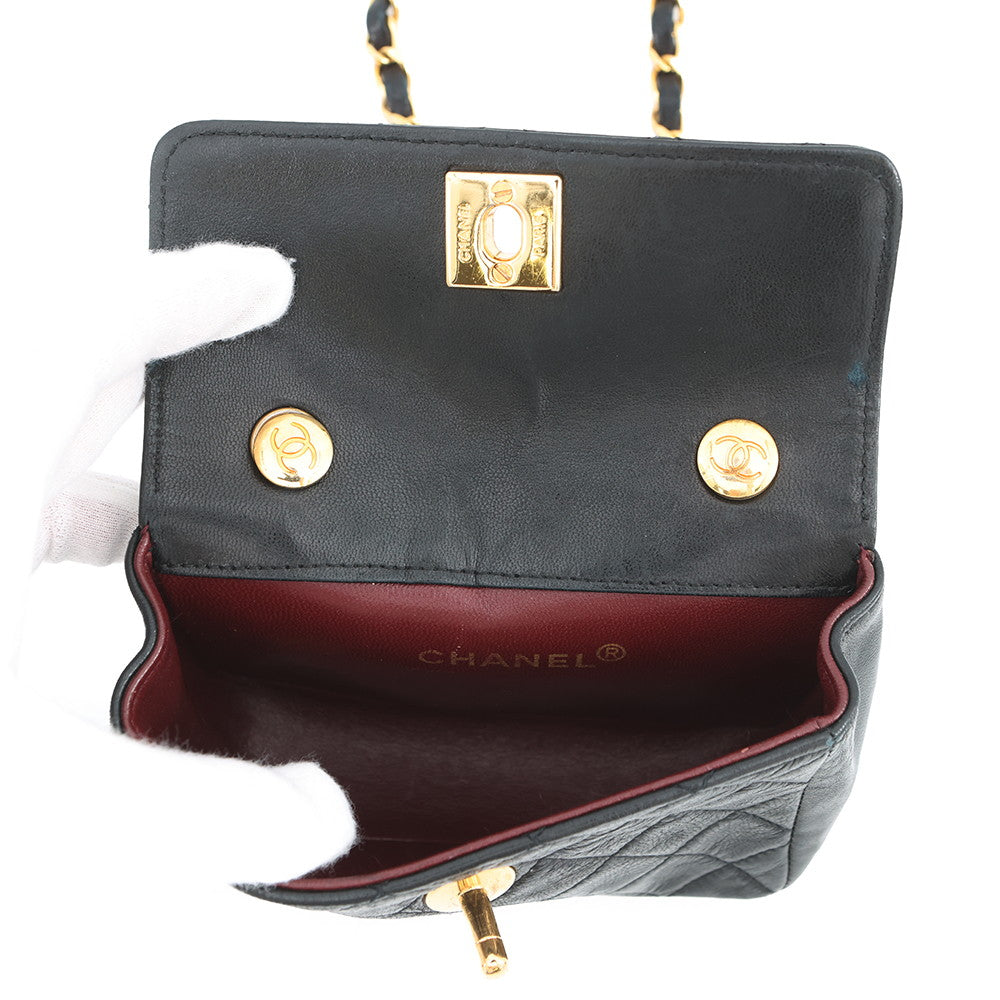 CHANEL Matelasse ChainShoulder Black Lambskin Size Mini mini