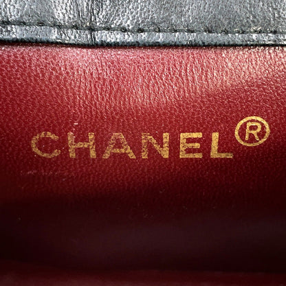 CHANEL Matelasse ChainShoulder Black Lambskin Size Mini mini