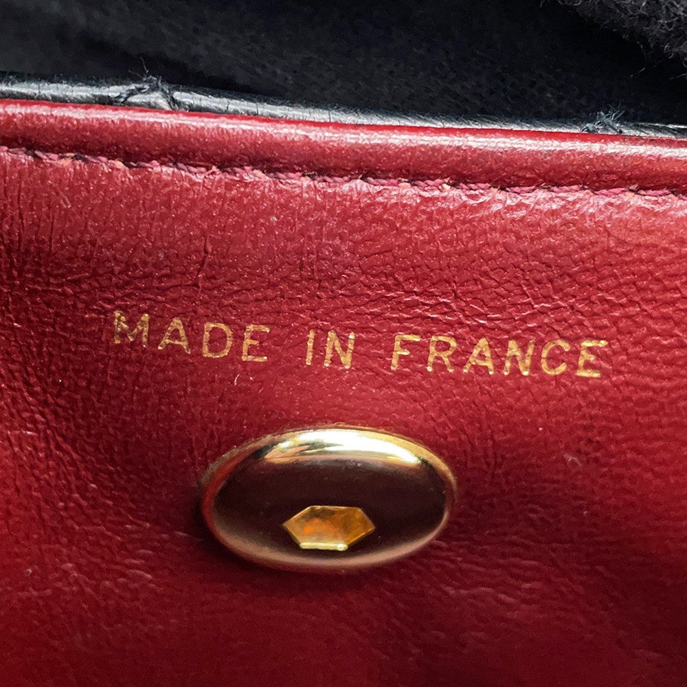 CHANEL Matelasse ChainShoulder Black Lambskin Size Mini mini
