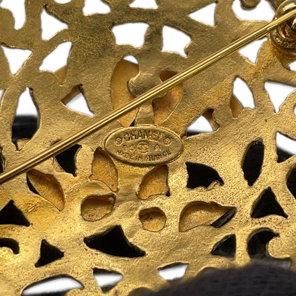 CHANEL CC Logo Brooch Gold Gold Plated