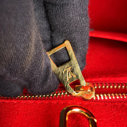LOUIS VUITTON Fall in Love Onthego RedM45888 Monogram Size MM