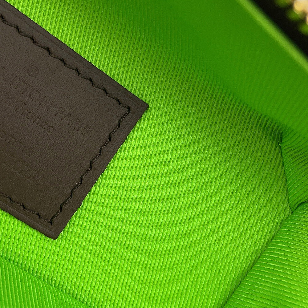 LOUIS VUITTON Vertical Box Trunk GreenM59664 Monogram