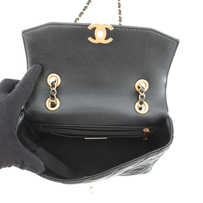 CHANEL Matelasse Flap Bag ChainShoulder BlackAS5259 Lambskin Size 21