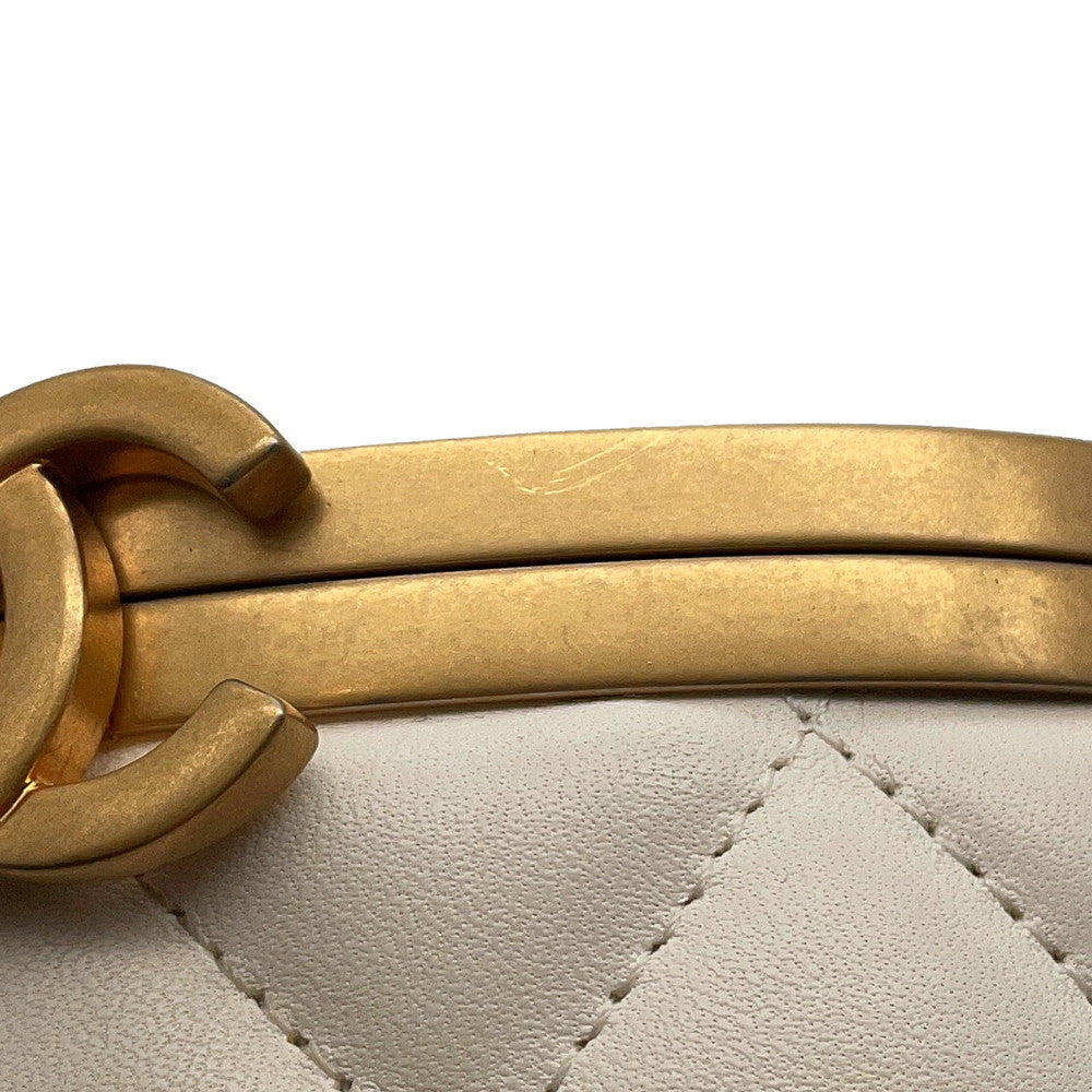 CHANEL ChainShoulder Bag WhiteAS2641 Lambskin