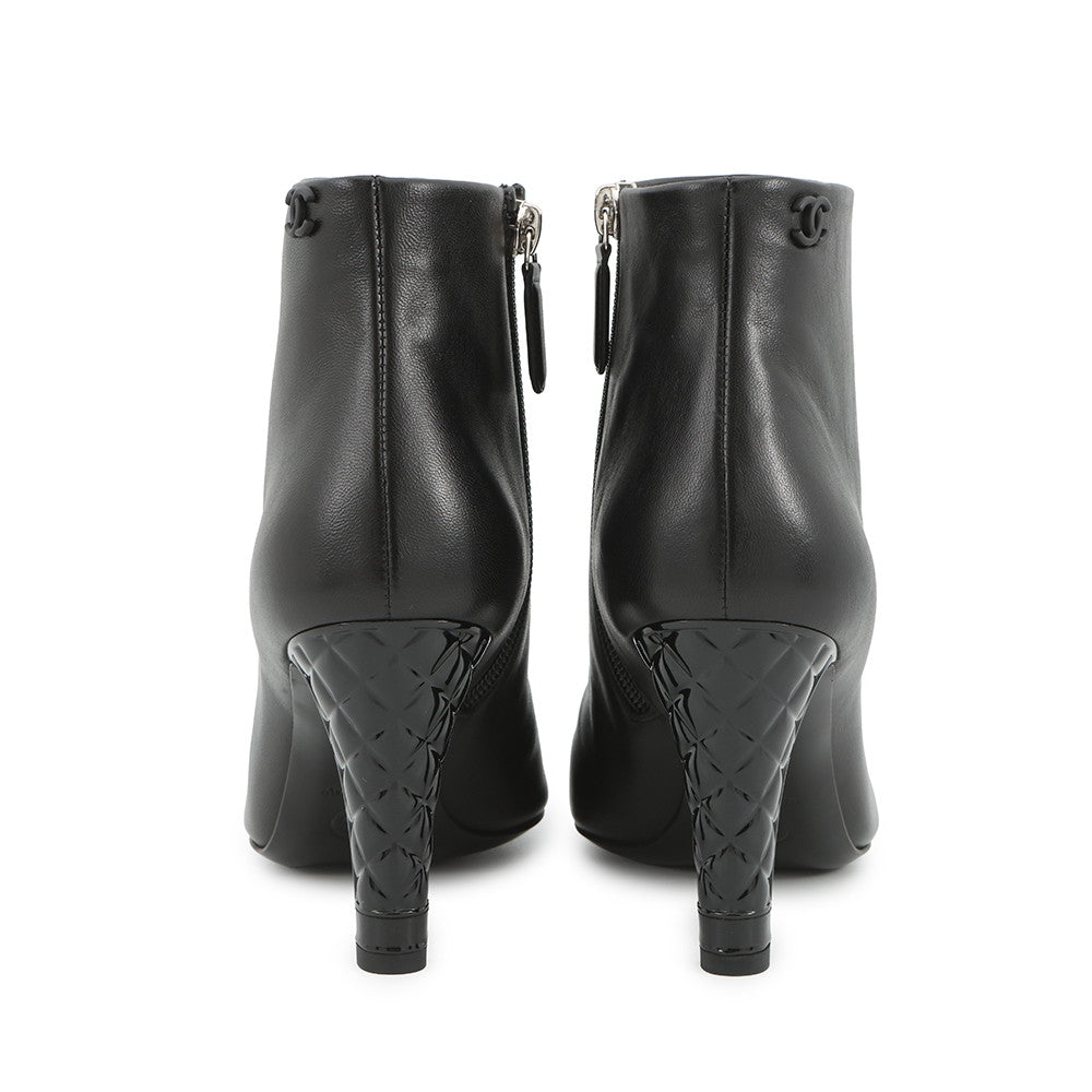 CHANEL CC Logo short boots BlackG34203 Patent Leather Leather Size 37.5C