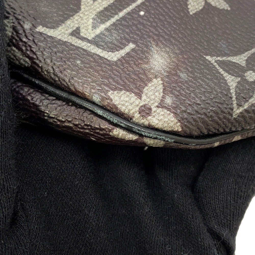 LOUIS VUITTON Discovery Bumback NoirM44444 Monogram / Galaxy